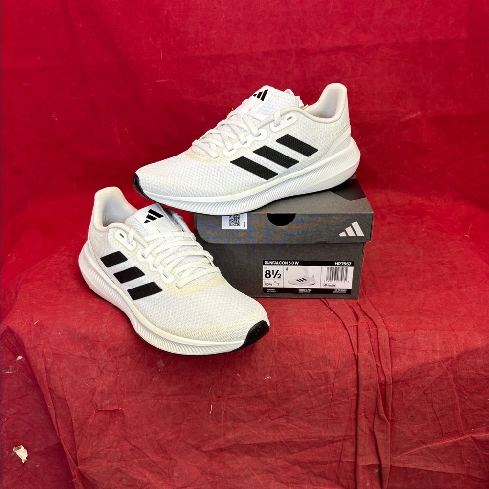 New: adidas Shoes/Sneakers: Runfalcon 3.0 W Black White Women’s Size 8.5